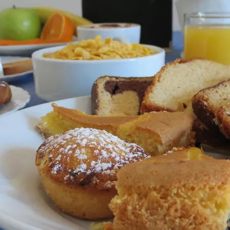 Plaza Bed & Breakfast *